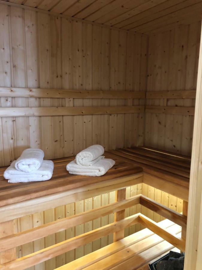 Family & Business Sauna Apartments No1 Lesny Nad Zalewem Cedzyna Unikat - 3 Bedroom With Private Sauna, Bath With Hydromassage, Terrace, Garage, Catering Options Kielce Exteriör bild